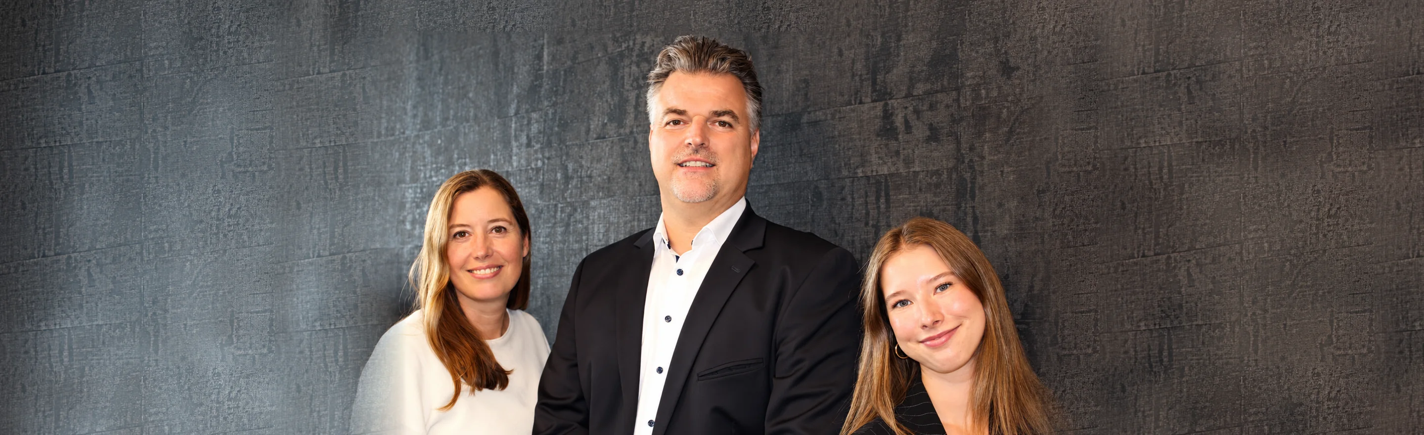 Das Team von Flörken & Schulz Immobilien in Siegburg: Anja Beckmann, Roland Flörken und Luisa Weißenfels